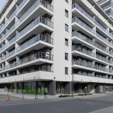 Arkadia Wola Apartment With Parking By Noclegi Renters Varsó Kültér fotó