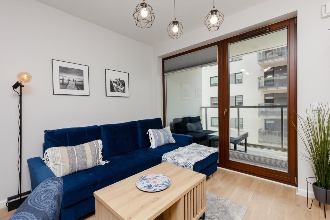 Arkadia Wola Apartment With Parking By Noclegi Renters Varsó Kültér fotó